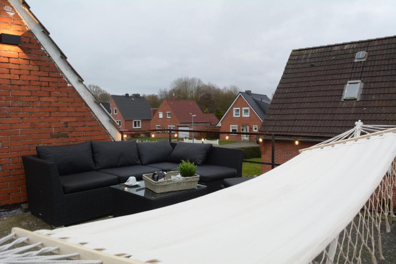 Privatzimmer Im Einfamilienhaus Emden Exterior foto